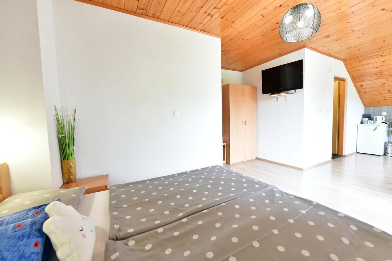 Rooms Toni Seliste Dreznicko Luaran gambar