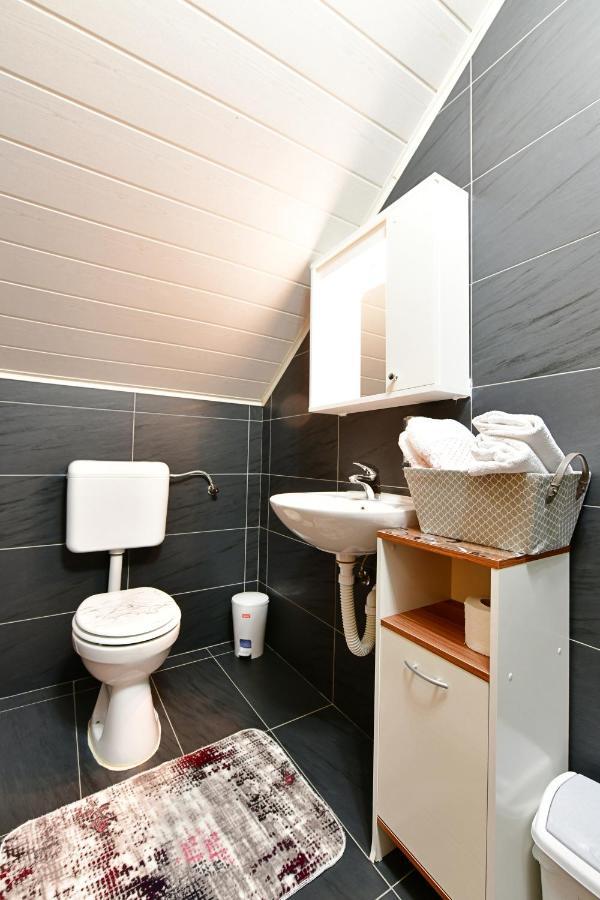 Rooms Toni Seliste Dreznicko Luaran gambar
